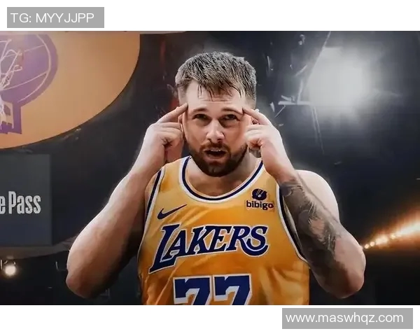 球迷炸锅:东契奇这一行为引热议!