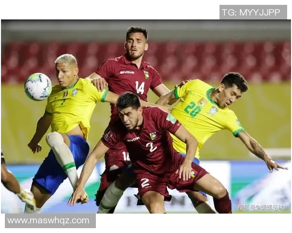 突发气候变化背景下足球比赛球队临场战术灵活调整策略研究